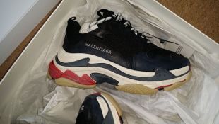 BALENCIAGA TRIPLE S SNEAKERS/TRAINERS