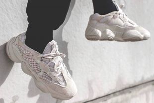 yeezy desert rat 500 blush