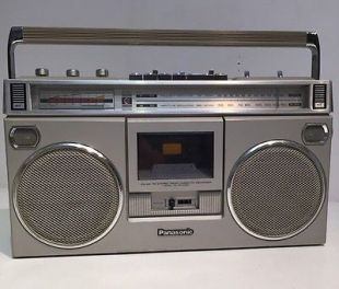 Panasonic RX-5090 AM/FM Stereo Radio Boombox Ghettoblaster