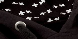 Long T shirt Black (Front Seam)