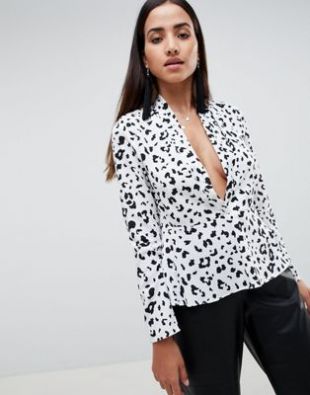ASOS DESIGN   Top cintré à décolleté plongeant et imprimé animal monochrome at asos.com