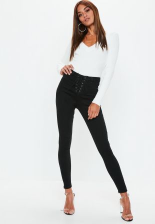 Missguided - jean skinny noir taille haute avec lacets à la taille