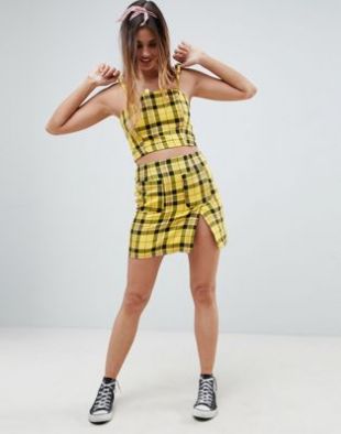 ASOS DESIGN   Mini jupe d'ensemble à carreaux avec poche devant at asos.com