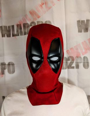 The Mask Of Deadpool Wade Wilson Ryan Reynolds In Deadpool 2 Spotern