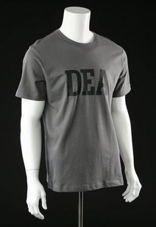 Steve Murphy’s (Boyd Holbrook) DEA Shirt