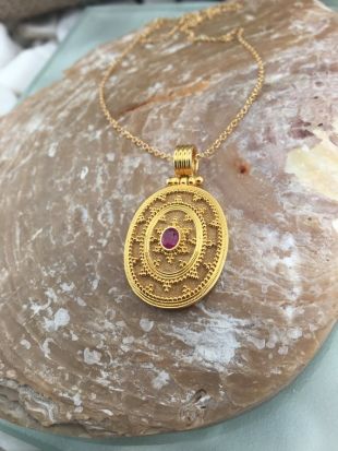 Pendentif Or 18 Carats Avec Rubis - Bijou Vintage Style Monogramme, Occasion