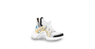 Sneakers white Louis Vuitton LV Archlight worn by Gizele Oliveira
