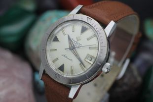 Vintage ZODIAC Sea Wolf 20 ATM Diver Stainless Steel Men's Sport Dress Watch