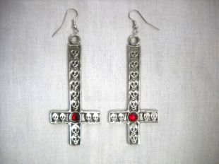 The earring upside down cross of Lil Peep in the clip Benz Truck  Spotern