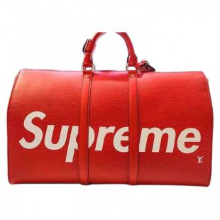 The leather travel bag Louis Vuitton X Supreme Red Justin Bieber on the  account Instagram @solecollector