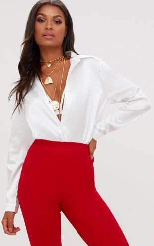 Chemise en satin blanche boutons devant