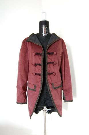 Angelica Teach de veste - Pirates des Caraïbes