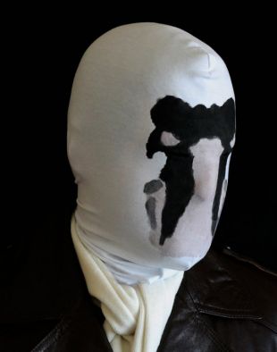 Masque de Rorschach avec de vrais taches d'encre en mouvement