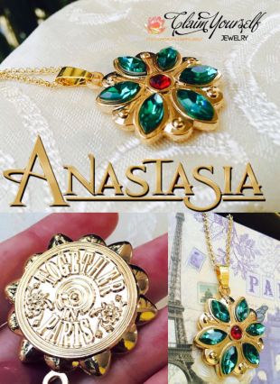 Collier pendentif fleur Anastasia