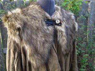 Viking Fur Capelet, Mantle Medieval, Barbarian, Renaissance Choose