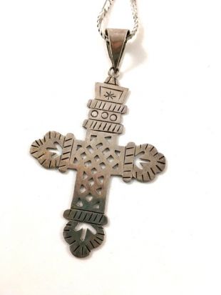 Pendentif Croix argent massif grand. Crucifix plate médiéval. Mexique en argent 925 chaîne argentée. Bijoux religieux. Grand Collier croix