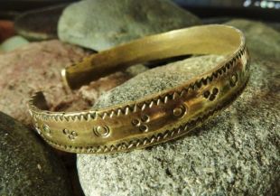 Laiton martelé antique Viking Bracelet
