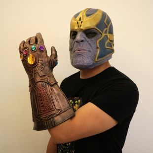 Avengers Infinity  : le gant de l'Infini et masque de Thanos - Marvel Cosplay
