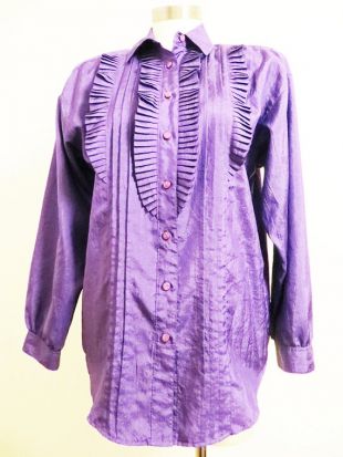 80 audacieux construit Bowie bijou ton violet Hype soyeux chemise avec Avant Garde plusieurs niveaux de volants et de l’épaule Pads SM/MED