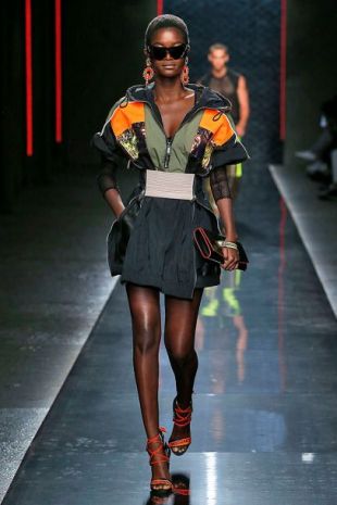 Robe Disquared2 Collection Printemps-Eté 2019