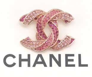 Pink deals chanel brooch