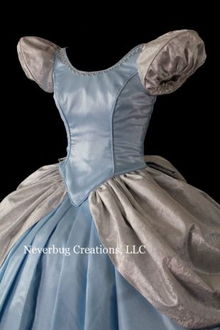 Costume sur mesure classique de Cendrillon