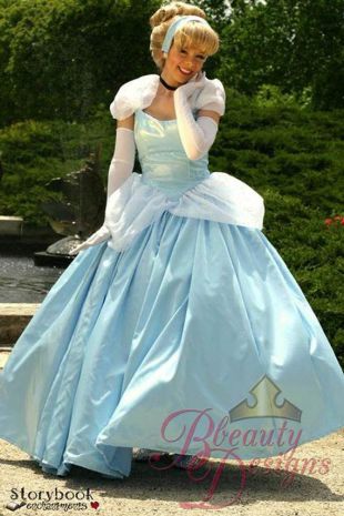 Cendrillon Version M parc Style robe robe fait sur commande