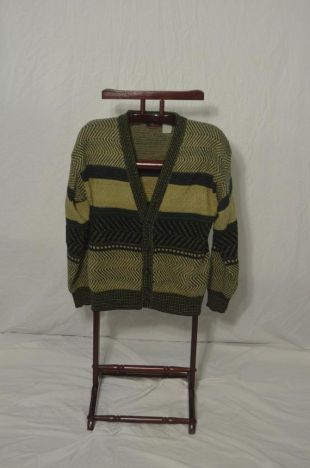 Men’s Green Striped Sweater Medium