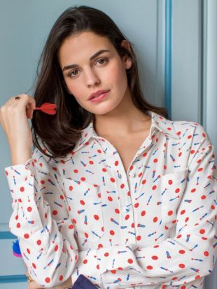 Chemise en viscose imprimé blanc, bleu et rouge   Soi Paris