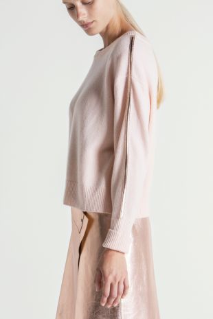 PULL NUDE