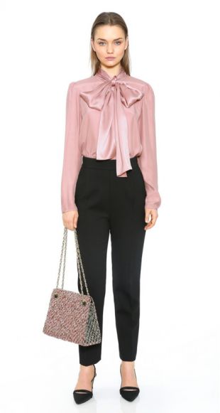 Blouse en satin de soie lavee