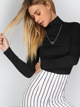 Turtleneck Slim Fit T-Shirt Romwe