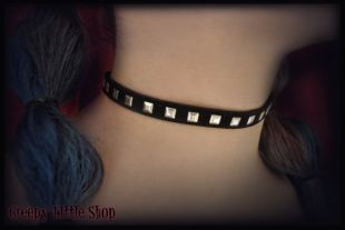 Collier ras de cou Stud, stud RAS de cou, tour de cou clouté, col montant, RAS de cou daim, clous carrés argentés, RAS de cou velours, tour de cou goujon noir, RAS de cou gothique