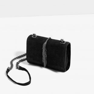 LEATHER CROSS BODY BAG WITH METAL DETAIL