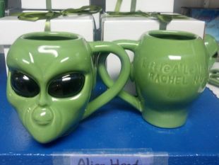 Alien Hug Mug