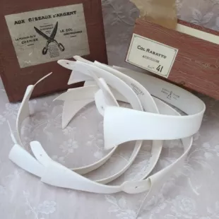 Fabulous 1900s Gents SHIRT COLLARS Removable Mens Collars White and Stiff Original PARIS Tailor Storer