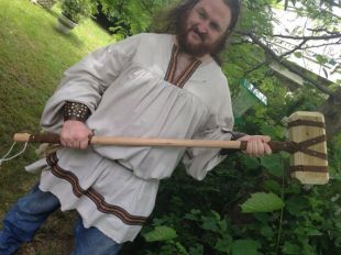 Massif manche longue Thor Viking bois et cuir au marteau (Maul, marteau)