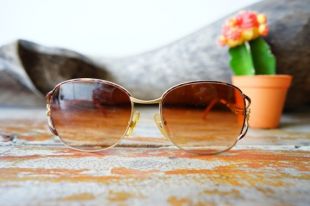 Fil de couleur Multi années 1990 lunettes de soleil jante fait à Hong Kong neuf ancien Stock pas cher