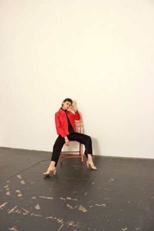 70 s veste en vinyle rouge cerise / petit