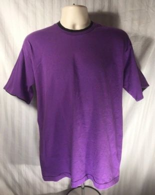 Vintage des années 90 / / Fruit of the Loom / / Double col violet et noir / / Large 100 % coton T Shirt / / USA