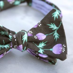 Hommes ou de garçons noeud papillon en gris avec du violet et vert menthe Floral   auto attachant   freestyle, pré noué avec clip   cadeau garçons d'honneur ou de sangle