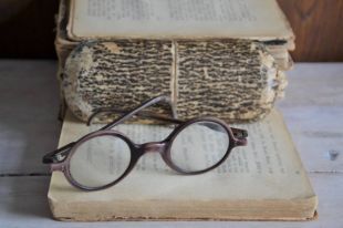 Antiques lunettes marrons ronds avec étui, lunettes rondes, lunettes de John Lennon, Antique lunettes unisexes avec étui