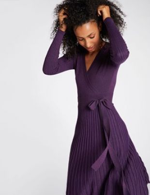 Robe porte feuille en maille métallisée