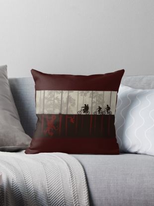 Housse de coussin Stranger Things / 40 x 40 cm