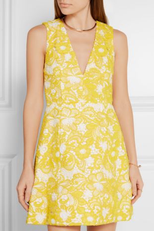 Robe courte en dentelle guipure Pacey Alice + Olivia