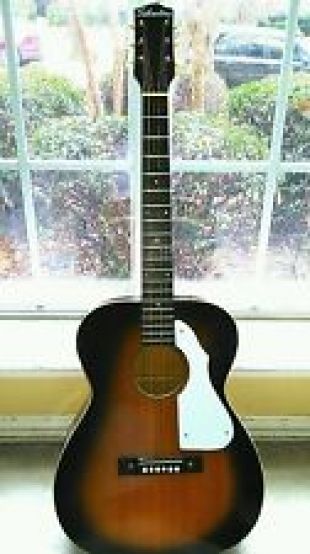 Vintage 1959 Silvertone 625 Jumbo Acoustic Guitar Sunburst Harmony w/Case
