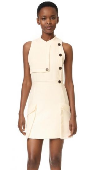 robe avec boutons