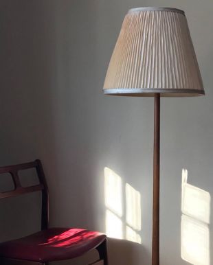 Style danois suédois lampadaire teck