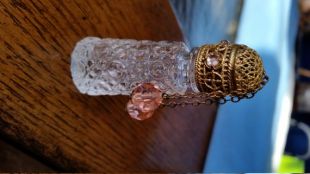 Laiton antique de Irice en filigrane coupe verre parée charmes parfum bouteille/Châtelaine