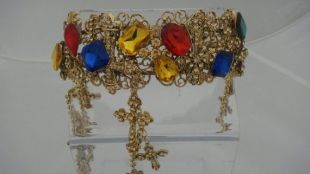 Réplique de Lady Gaga « Judas » parée couronne comme on le voit porté par Lady Gaga